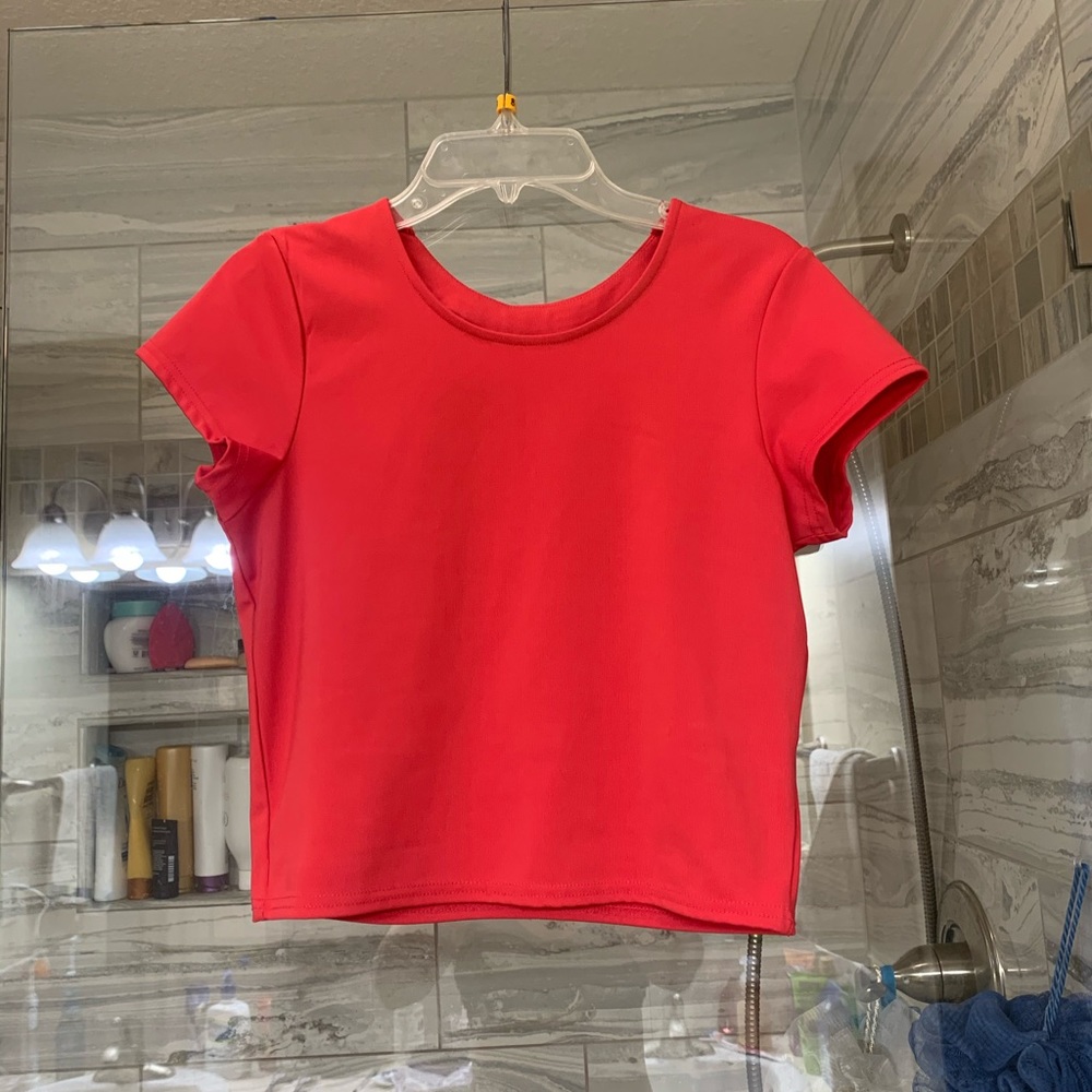 Crop top with Back detailing